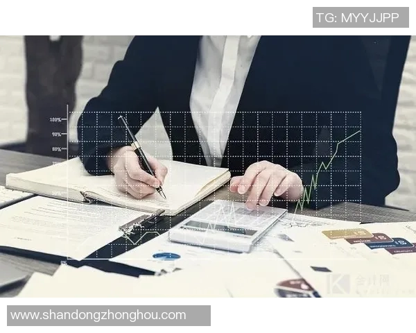 刘泽一的成长之路:从青涩少年到职场精英的奋斗历程与心路历程 刘泽一的成长之路:从青涩少年到职场精英的奋斗历程与心路历程