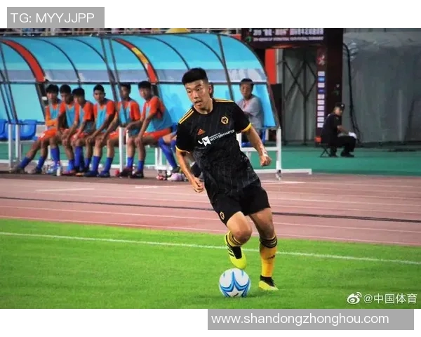 新加坡与香港U18青年足球对决精彩回顾与分析