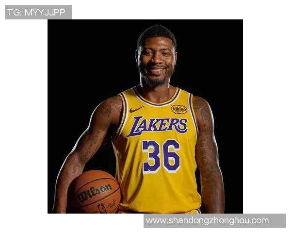 马库斯斯马特在NBA赛场上的奋斗与荣耀之路 马库斯斯马特在NBA赛场上的奋斗与荣耀之路