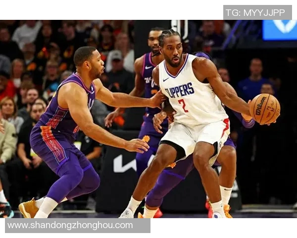 勇士与快船激战正酣NBA直播精彩瞬间回顾与分析 勇士与快船激战正酣NBA直播精彩瞬间回顾与分析